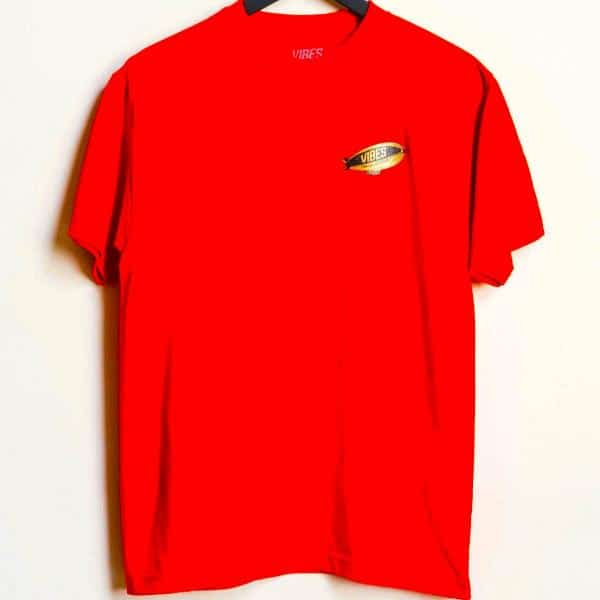 VIBES Red Sky High T-Shirt Large - Smoke Shop Wholesale. Done Right.